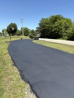 Completed residential driveway sealcoating in Tell City Indiana